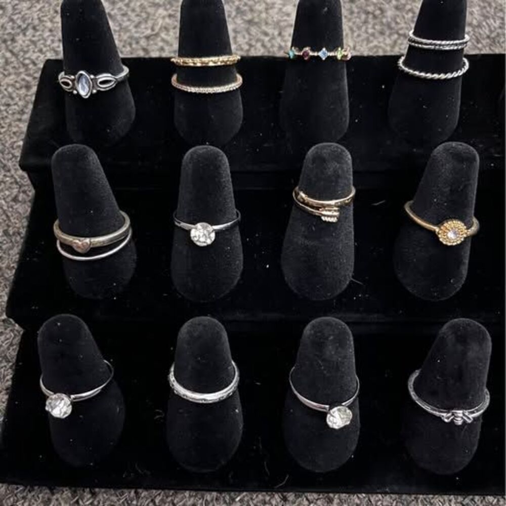 Assorted 16 Fashion Rings Lot - Picture 1 of 3